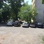 Andi Apartment